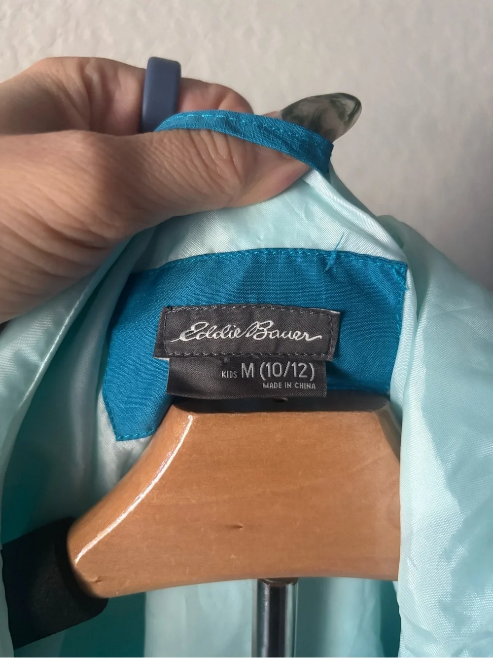 Eddie Bauer lightweight hooded